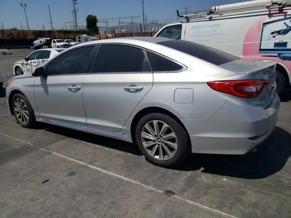 5NPE34AF8GH284031 2016 HYUNDAI SONATA - Image 2