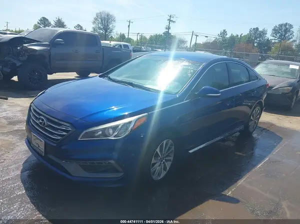 5NPE34AF8GH285793 2016 HYUNDAI SONATA - Image 2