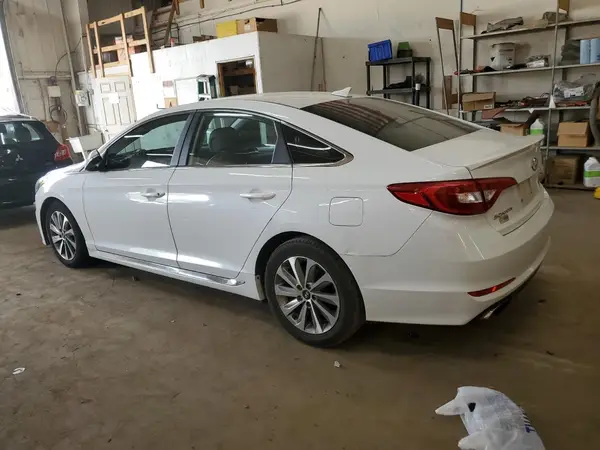 5NPE34AF8GH288385 2016 HYUNDAI SONATA - Image 2
