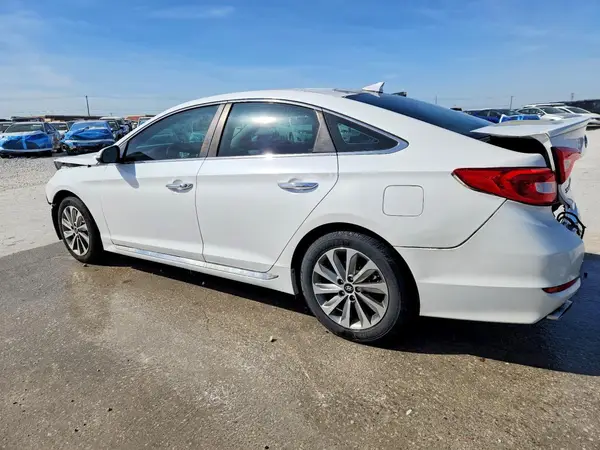5NPE34AF8GH313186 2016 HYUNDAI SONATA - Image 2