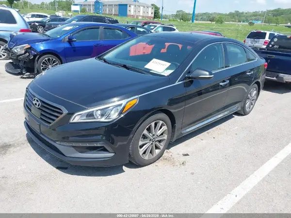 5NPE34AF8GH313611 2016 HYUNDAI SONATA - Image 2
