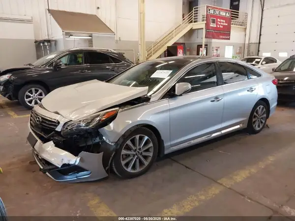 5NPE34AF8GH328559 2016 HYUNDAI SONATA - Image 2