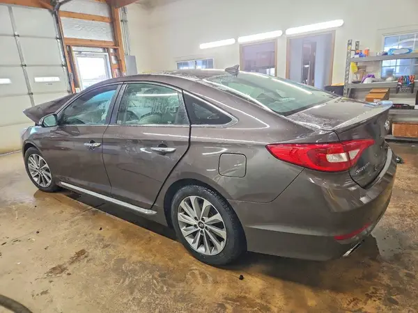 5NPE34AF8GH351436 2016 HYUNDAI SONATA - Image 2