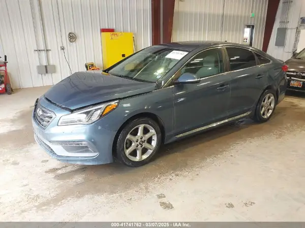 5NPE34AF8GH352215 2016 HYUNDAI SONATA - Image 2