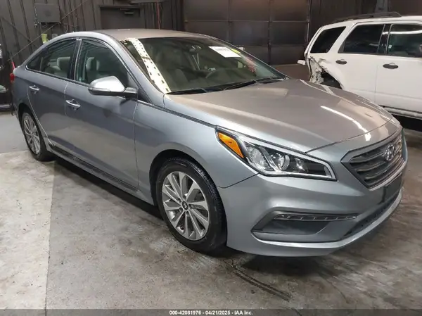 5NPE34AF8GH352439 2016 HYUNDAI SONATA - Image 1