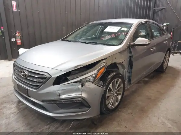 5NPE34AF8GH352439 2016 HYUNDAI SONATA - Image 2
