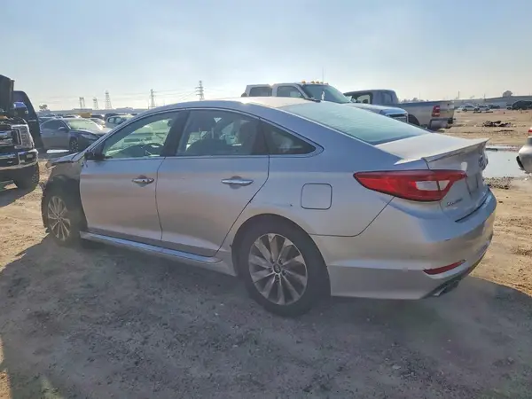 5NPE34AF8GH366695 2016 HYUNDAI SONATA - Image 2