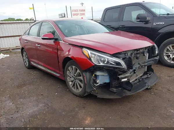 5NPE34AF8GH369838 2016 HYUNDAI SONATA - Image 1