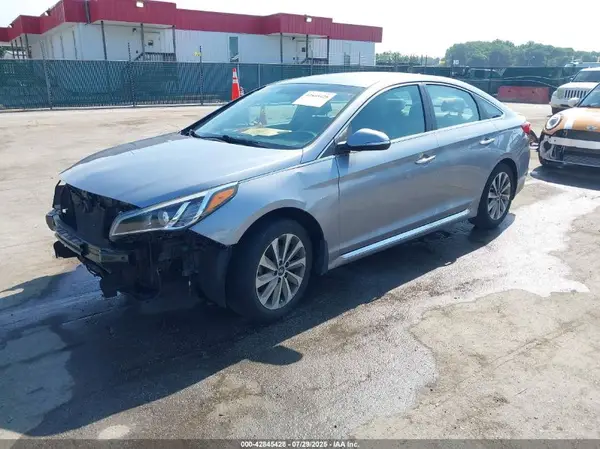 5NPE34AF8GH370083 2016 HYUNDAI SONATA - Image 2