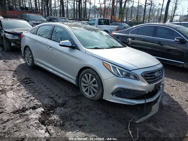 5NPE34AF8GH370391 2016 HYUNDAI SONATA - Image 1