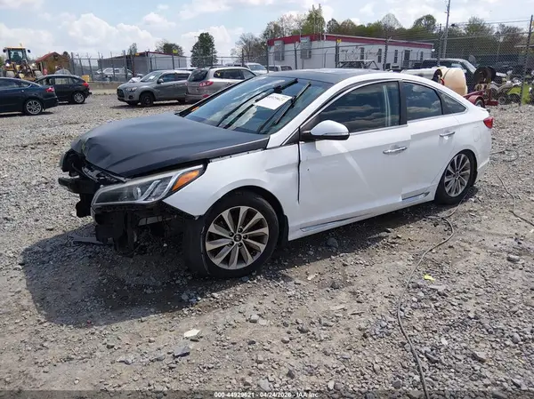 5NPE34AF8GH376417 2016 HYUNDAI SONATA - Image 2
