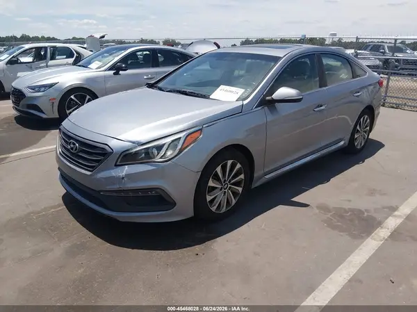 5NPE34AF8GH379530 2016 HYUNDAI SONATA - Image 2