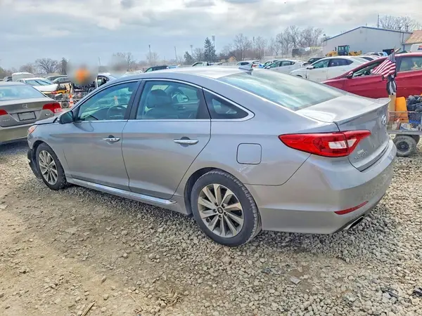 5NPE34AF8GH390656 2016 HYUNDAI SONATA - Image 2