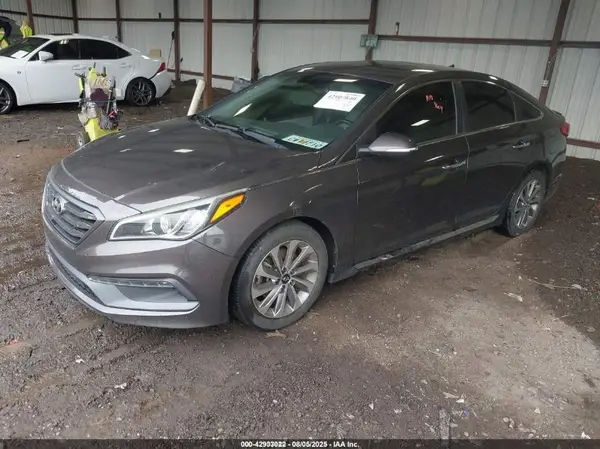5NPE34AF8GH393301 2016 HYUNDAI SONATA - Image 2
