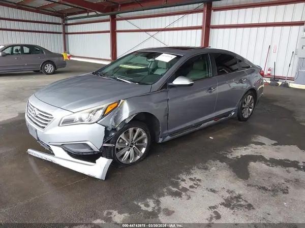 5NPE34AF8GH399082 2016 HYUNDAI SONATA - Image 2