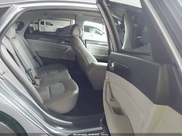 5NPE34AF8GH399082 2016 HYUNDAI SONATA - Image 8