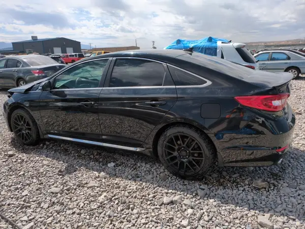 5NPE34AF8GH400389 2016 HYUNDAI SONATA - Image 2