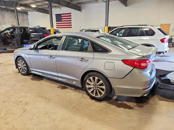 5NPE34AF8GH405849 2016 HYUNDAI SONATA - Image 2