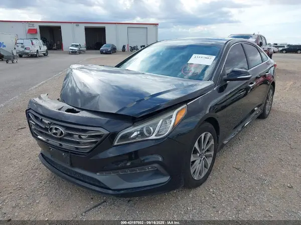 5NPE34AF8GH411036 2016 HYUNDAI SONATA - Image 2