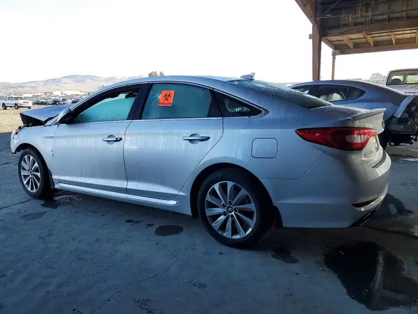 5NPE34AF8GH415216 2016 HYUNDAI SONATA - Image 2
