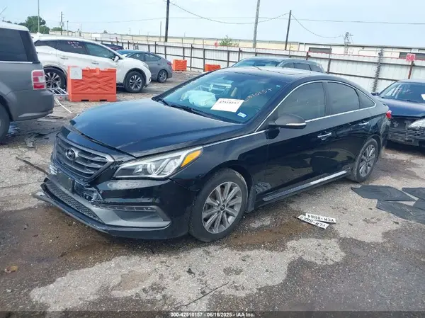 5NPE34AF8GH420884 2016 HYUNDAI SONATA - Image 2