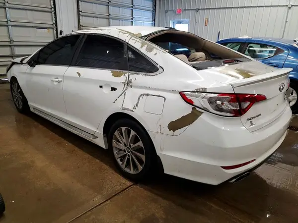 5NPE34AF8GH421484 2016 HYUNDAI SONATA - Image 2