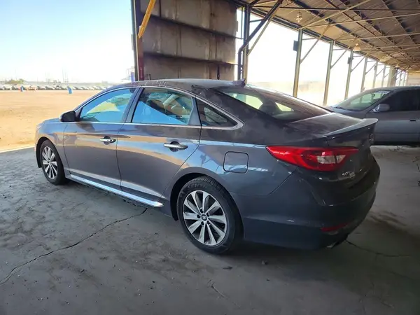 5NPE34AF8GH421615 2016 HYUNDAI SONATA - Image 2