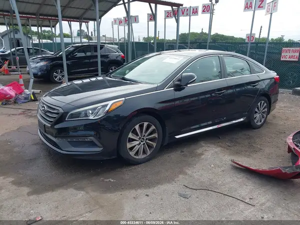 5NPE34AF8GH423591 2016 HYUNDAI SONATA - Image 2