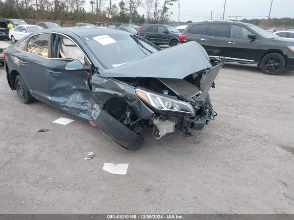 5NPE34AF8GH424725 2016 HYUNDAI SONATA - Image 1