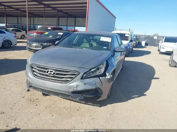 5NPE34AF8HH446614 2017 HYUNDAI SONATA - Image 2