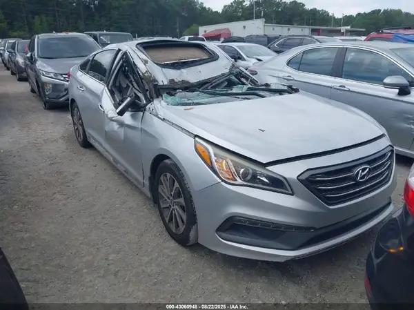 5NPE34AF8HH451831 2017 HYUNDAI SONATA - Image 1