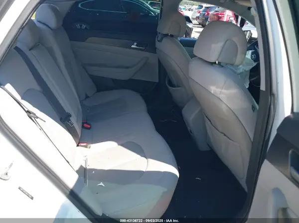 5NPE34AF8HH470864 2017 HYUNDAI SONATA - Image 8
