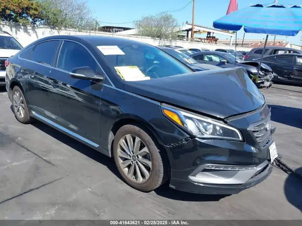 5NPE34AF8HH473389 2017 HYUNDAI SONATA - Image 1