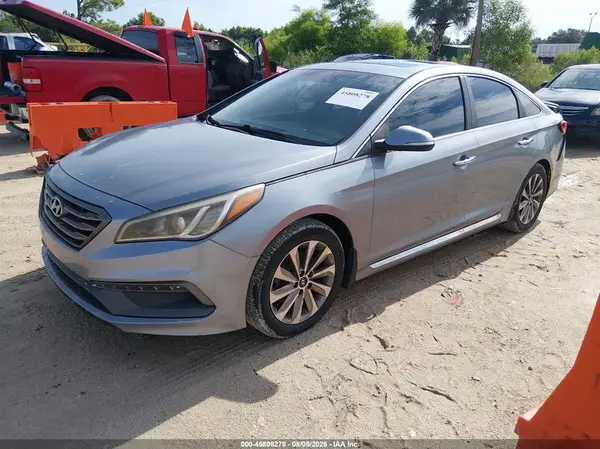 5NPE34AF8HH474820 2017 HYUNDAI SONATA - Image 2