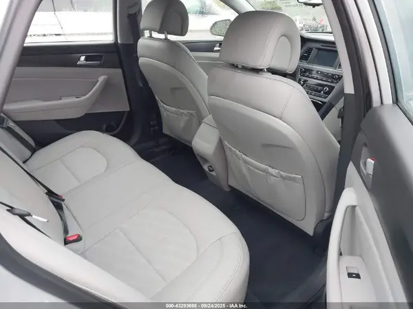 5NPE34AF8HH482416 2017 HYUNDAI SONATA - Image 8