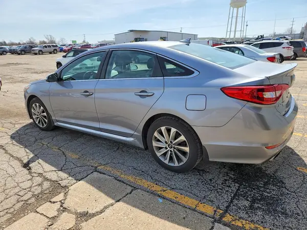 5NPE34AF8HH489320 2017 HYUNDAI SONATA - Image 2
