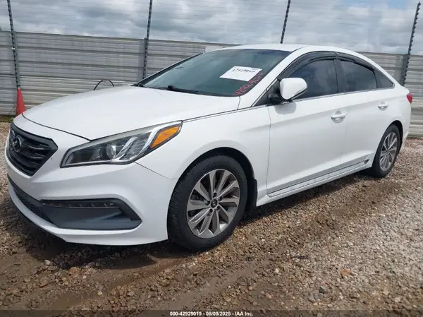 5NPE34AF8HH500395 2017 HYUNDAI SONATA - Image 2