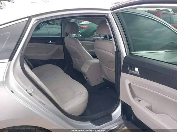 5NPE34AF8HH511932 2017 HYUNDAI SONATA - Image 8