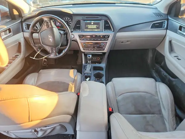 5NPE34AF8HH519917 2017 HYUNDAI SONATA - Image 8