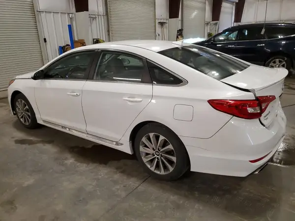 5NPE34AF8HH521635 2017 HYUNDAI SONATA - Image 2