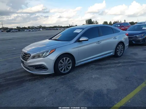 5NPE34AF8HH536782 2017 HYUNDAI SONATA - Image 2