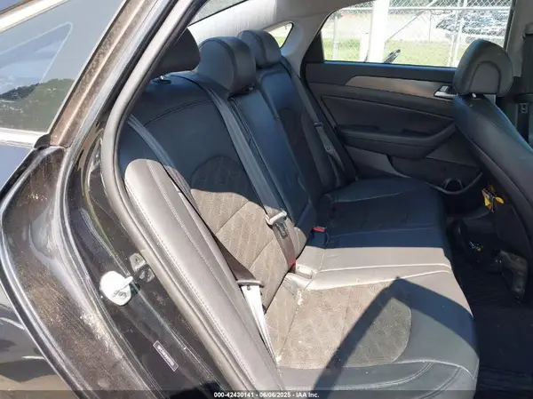5NPE34AF8HH551900 2017 HYUNDAI SONATA - Image 8