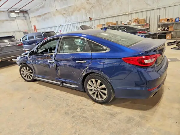 5NPE34AF8HH560239 2017 HYUNDAI SONATA - Image 2