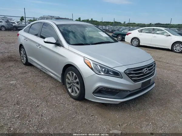 5NPE34AF8HH564310 2017 HYUNDAI SONATA - Image 1