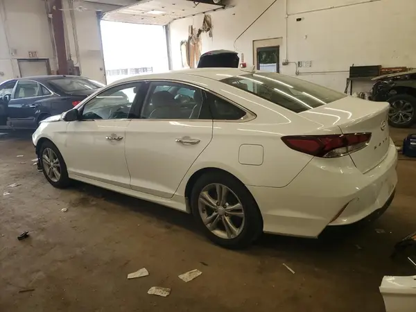 5NPE34AF8JH602396 2018 HYUNDAI SONATA - Image 2
