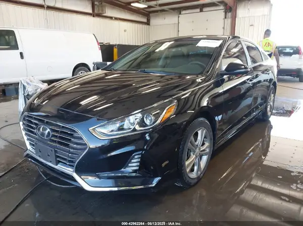 5NPE34AF8JH607887 2018 HYUNDAI SONATA - Image 2