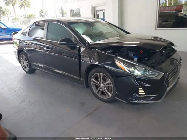 5NPE34AF8JH613172 2018 HYUNDAI SONATA - Image 1