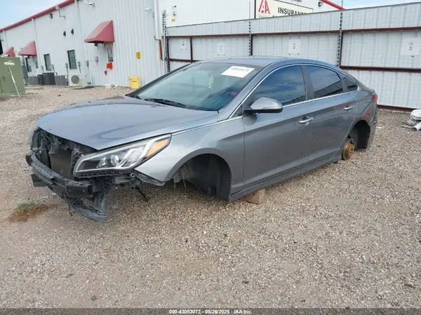 5NPE34AF8JH620641 2018 HYUNDAI SONATA - Image 2