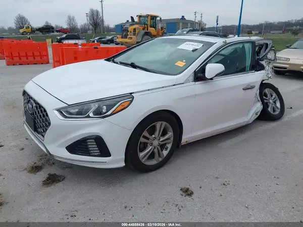 5NPE34AF8JH622969 2018 HYUNDAI SONATA - Image 2