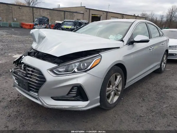 5NPE34AF8JH624608 2018 HYUNDAI SONATA - Image 2
